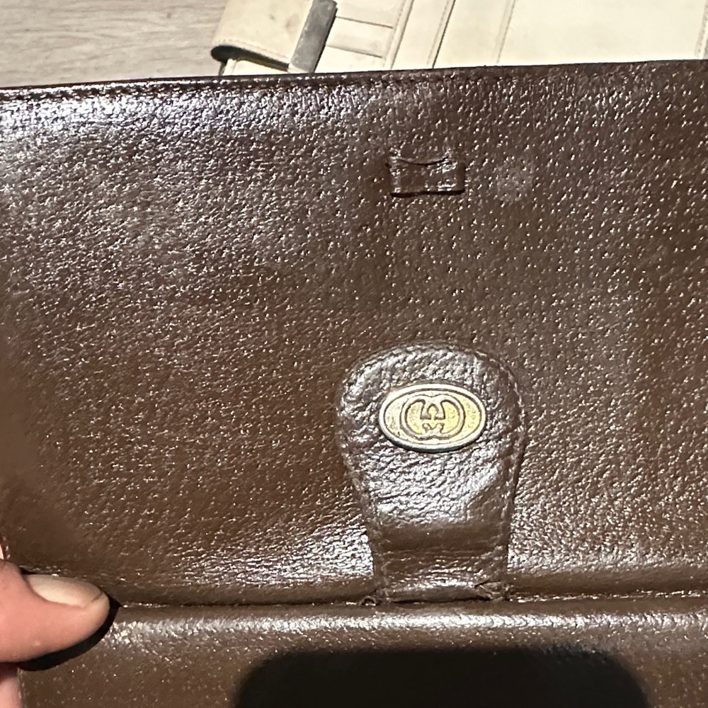 Designer Wallet Set with Signature Patterns - Picture 11 of 12